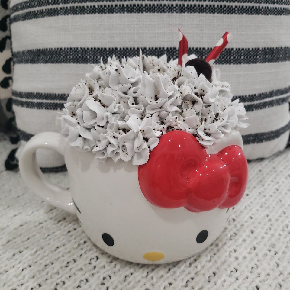 Faux Mugs Faux Toppers & Tea Cups