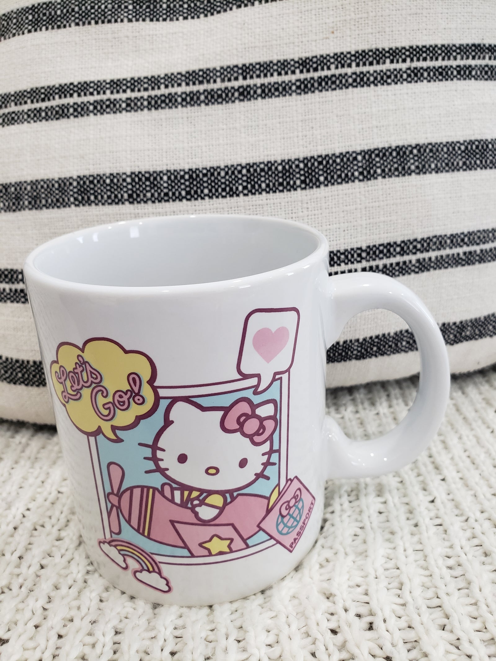 Hello Kitty "Let's Go" Airplane 20 oz Mug Hk Collection