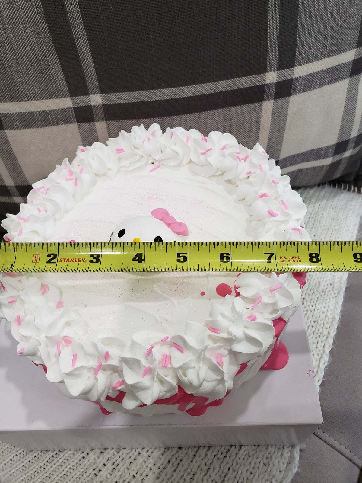 Pip Posh Design Faux Sweet Décor Hello Kitty Whipped Pink Drizzle Cake Hk Collection