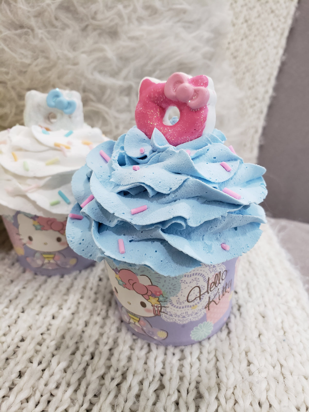 Pip Posh Design Faux Sweet Décor Hello Kitty Purple Kimono Celebration Assorted Cupcakes Set Of 4 Hk Bakery Collection