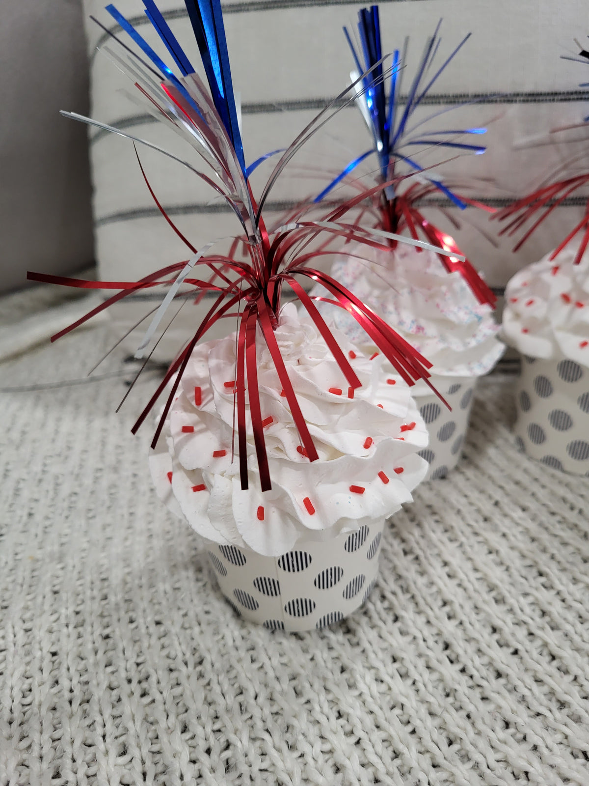 Pip Posh Design Faux Sweet Décor Fourth Of July Sparklers Cupcakes Set Of 4 Bakery Collection
