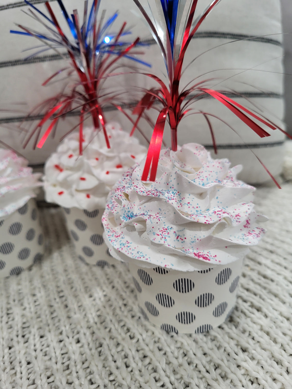 Pip Posh Design Faux Sweet Décor Fourth Of July Sparklers Cupcakes Set Of 4 Bakery Collection