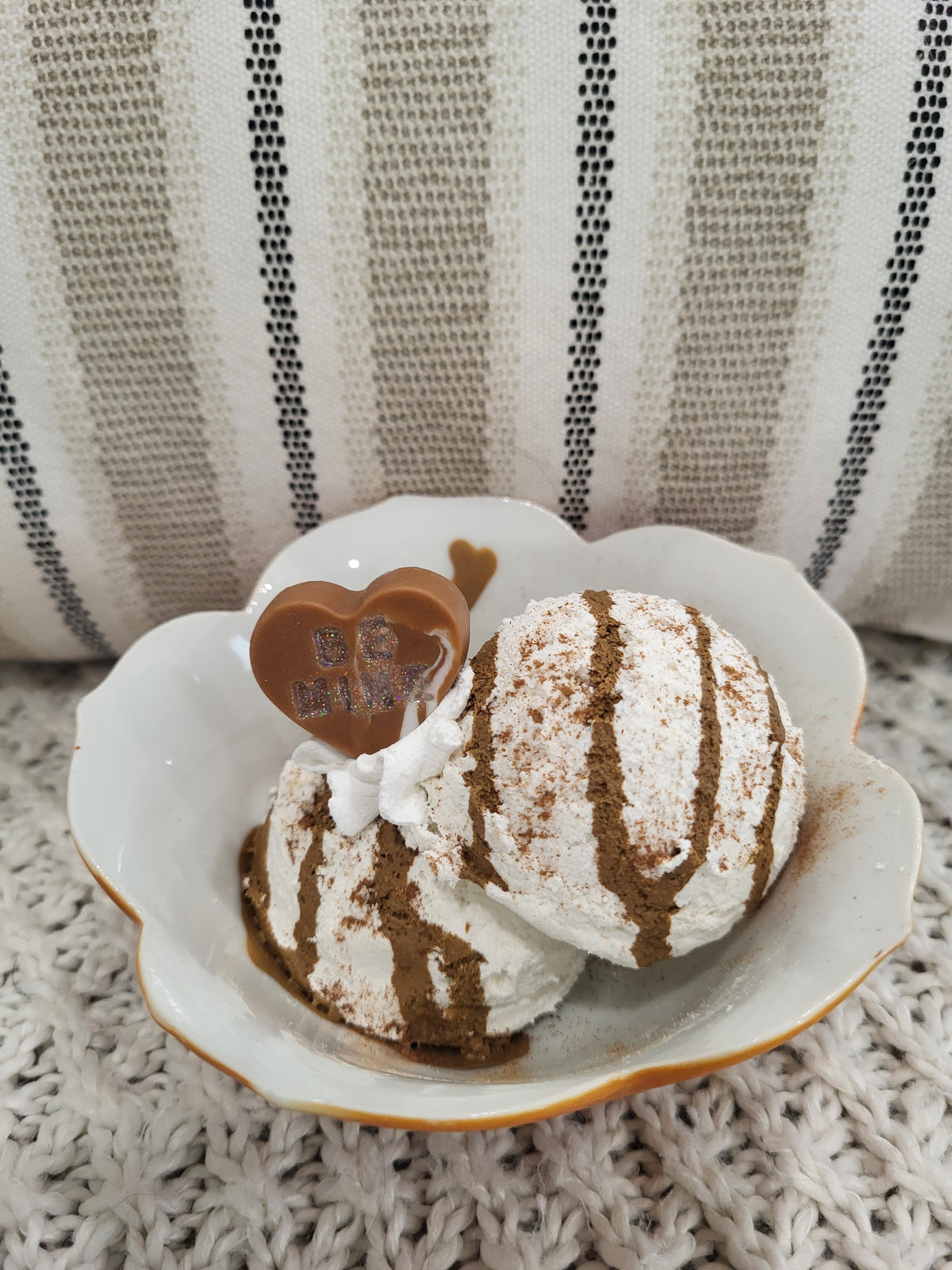 Pip Posh Design Faux Sweet Décor Flower Bowl &amp; Vanilla Caramel Ice Cream Dessert Collection