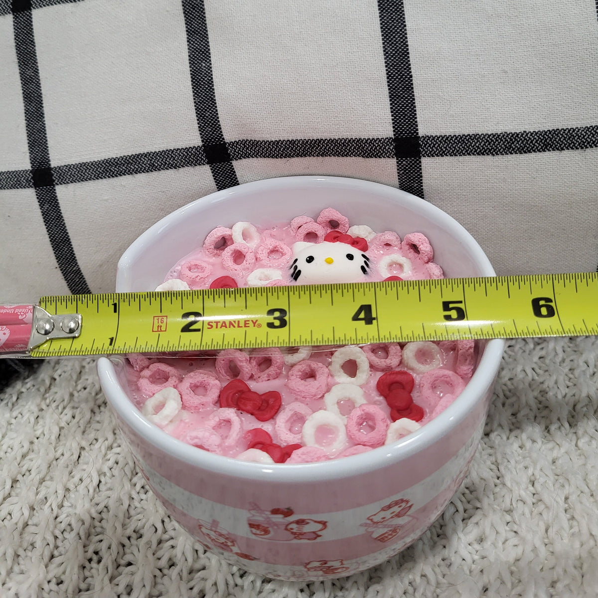 Hello Kitty Strawberry Milk Bowl &amp; Pip Posh Design Faux Sweet Décor Hello Kitty Bows and Strawberry Cereal Breakfast Collection