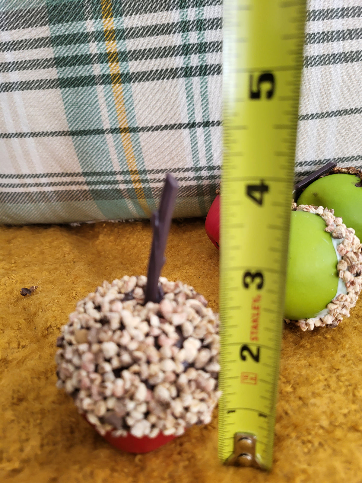 Pip Posh Design Faux Sweet Décor Chocolate &amp; Vanilla Dipped Nutty Candy Apples Set Of 4 Fall Collection