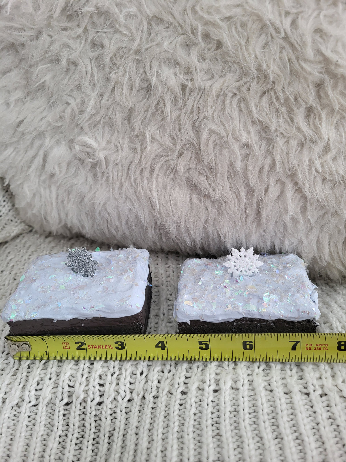 Pip Posh Design Faux Sweet Décor Snowflake Brownies Set Of 2 Winter Collection