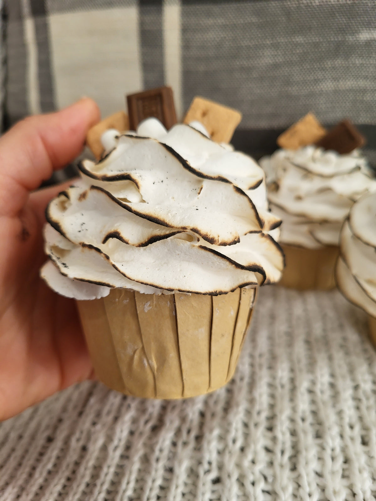 Pip Posh Design Faux Sweet Décor S&#39;mores Cupcake Bundle Set Of 4 Fall Bakery Collection