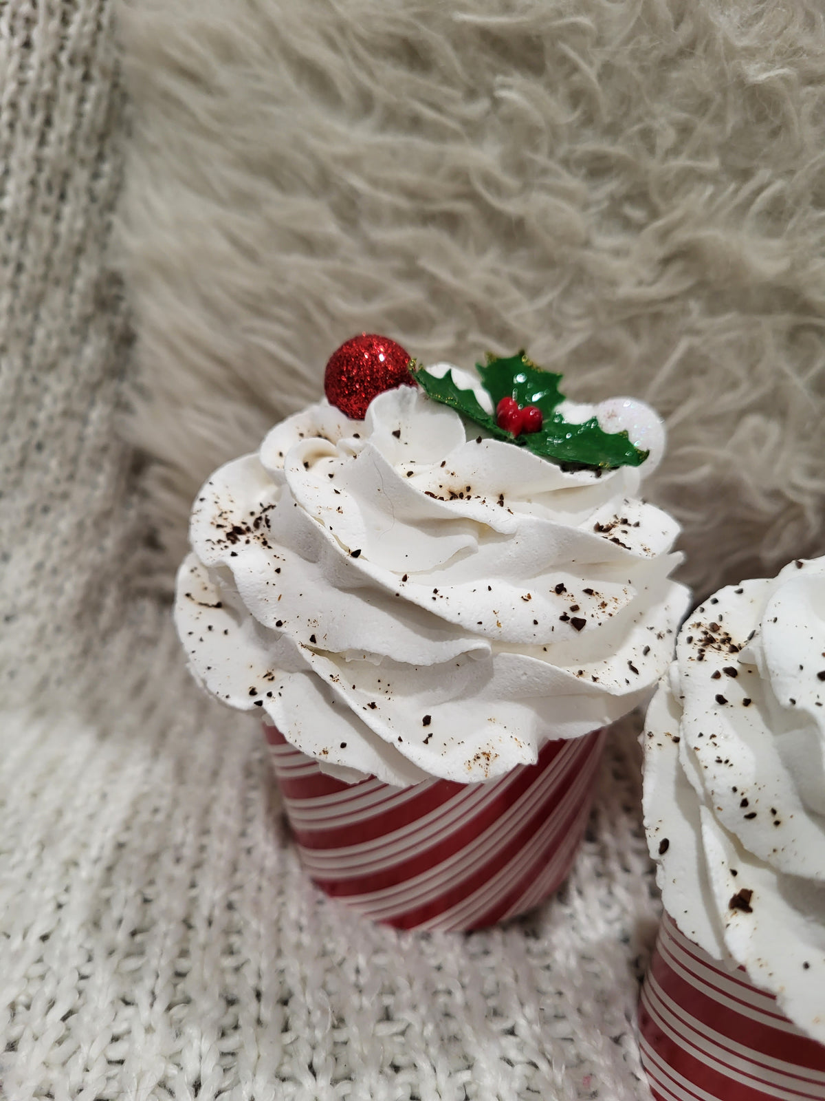 Pip Posh Design Faux Sweet Décor Whipped Mistletoe Candy Cane Cupcakes Set Of 4 Holiday Collection