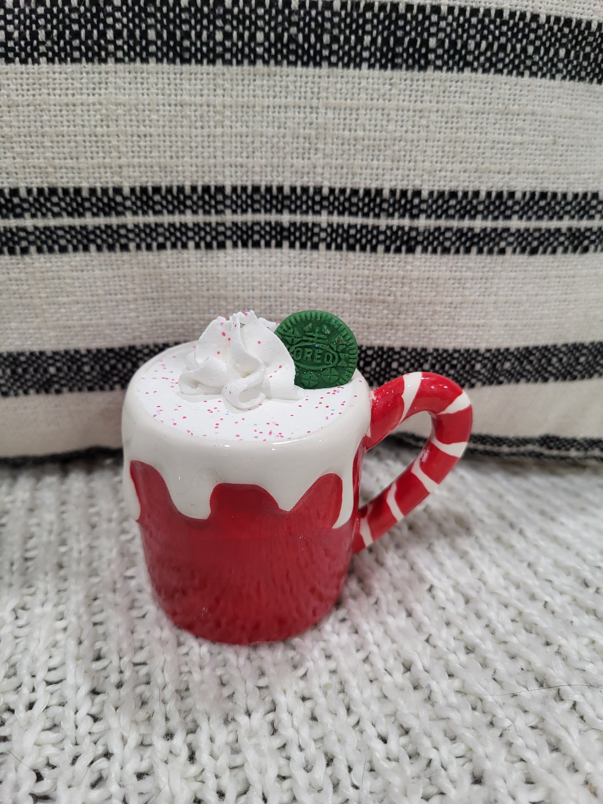 Pip Posh Design Faux Sweet Décor Mini Red Candy Cane Mug & Green Oreo Topper Holiday Collection
