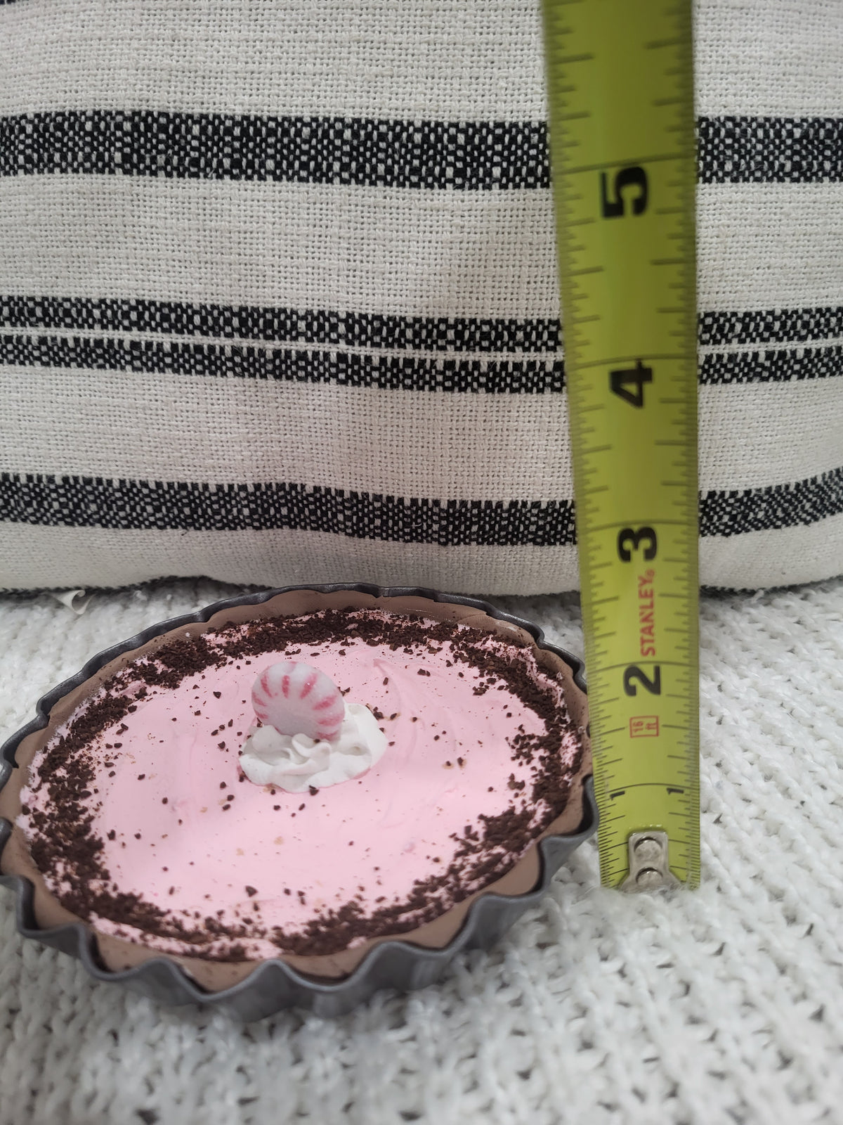 Pip Posh Design Faux Sweet Décor Mini Whipped Peppermint Pie Holiday Bakery Collection