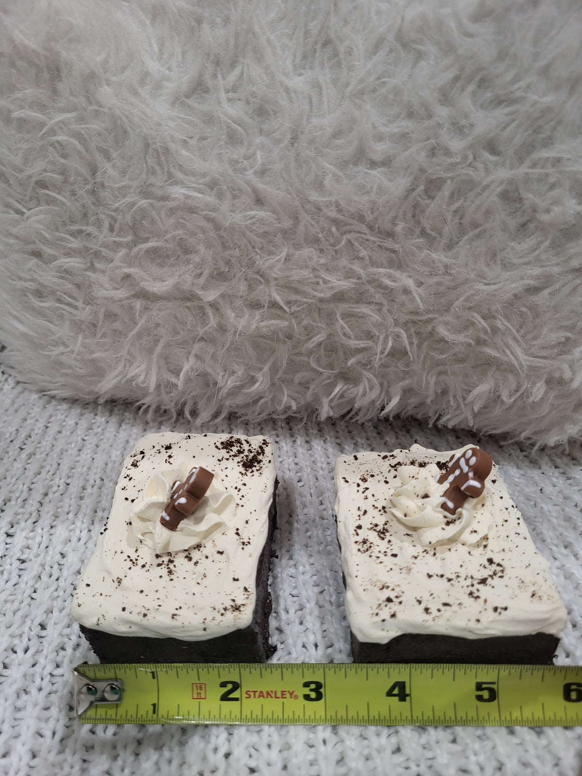 Pip Posh Design Faux Sweet Décor Ivory Whipped Gingerbread Brownies Holiday Bakery Collection