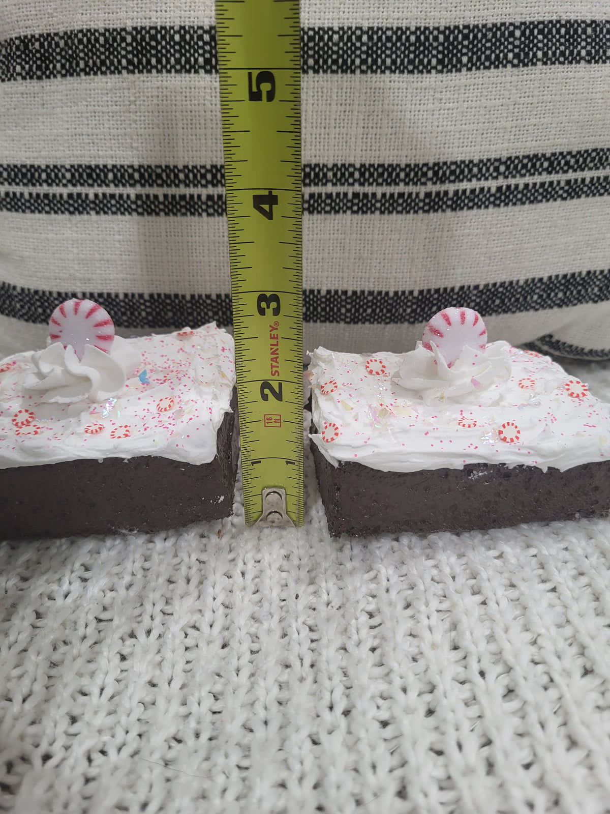 Pip Posh Design Faux Sweet Décor Whipped Peppermint Brownies Holiday Bakery Collection