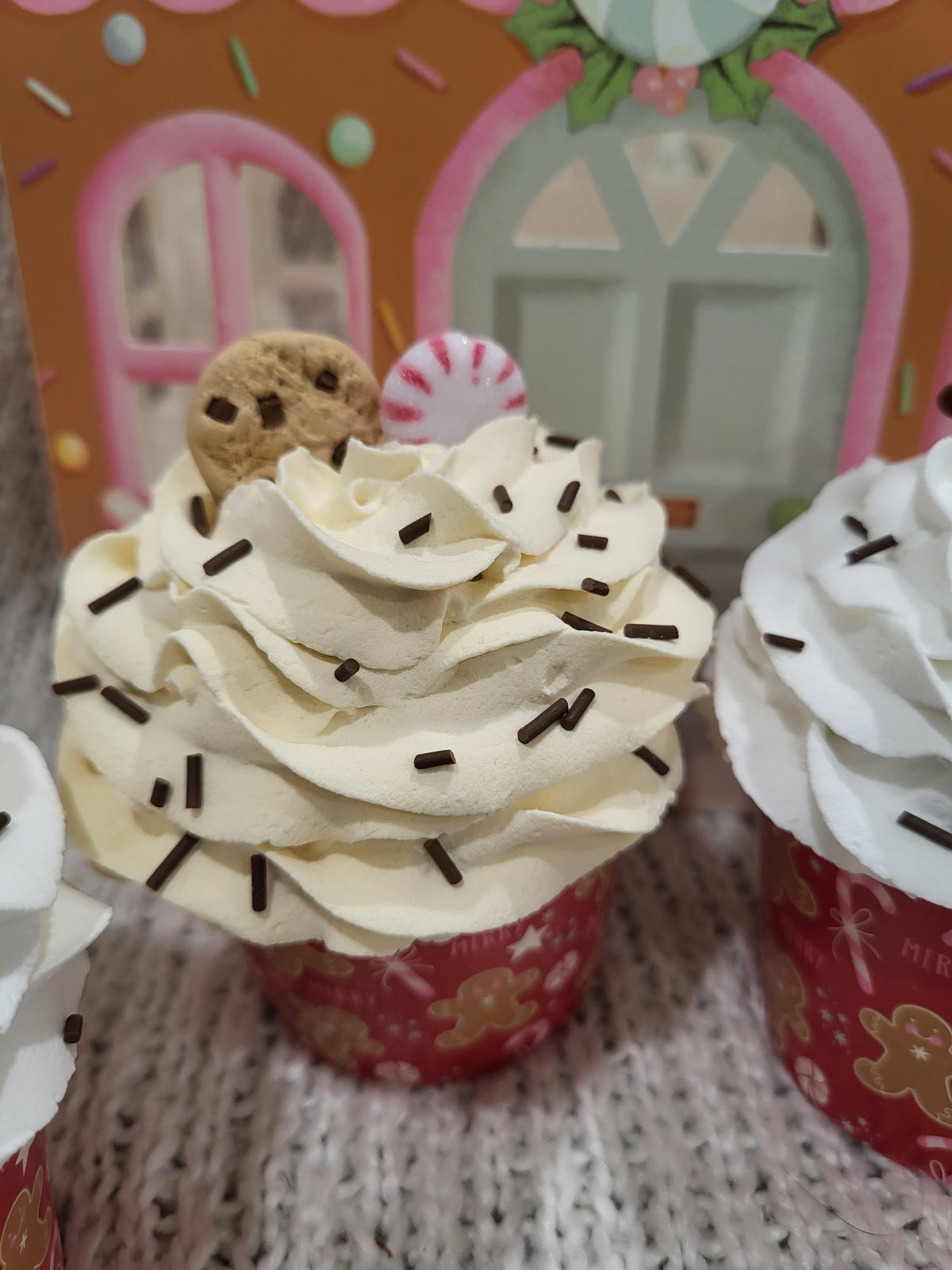 Pip Posh Design Faux Sweet Décor Gingerbread Cupcakes Set Of 4 Holiday Collection