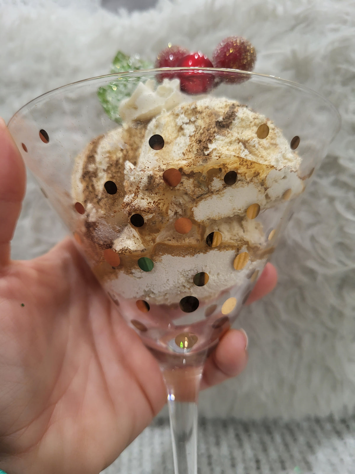Pip Posh Design Faux Sweet Décor Gold Polka Dot Glass &amp; Vanilla Caramel Ice Cream Mistletoe Dessert Holiday Collection
