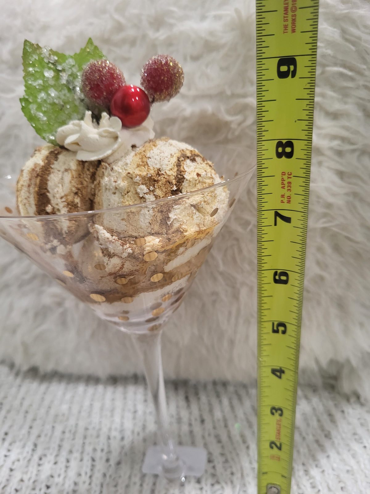 Pip Posh Design Faux Sweet Décor Gold Polka Dot Glass &amp; Vanilla Caramel Ice Cream Mistletoe Dessert Holiday Collection