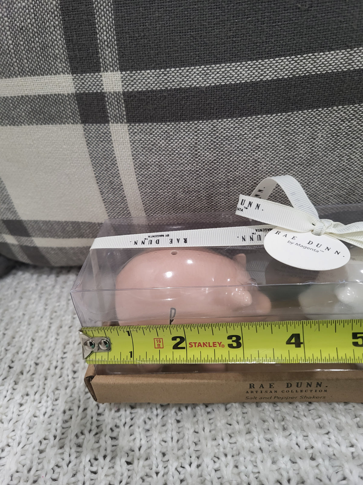 Rae Dunn &quot;S &amp; P&quot; Pink And White Pigs Salt And Pepper Shakers Set