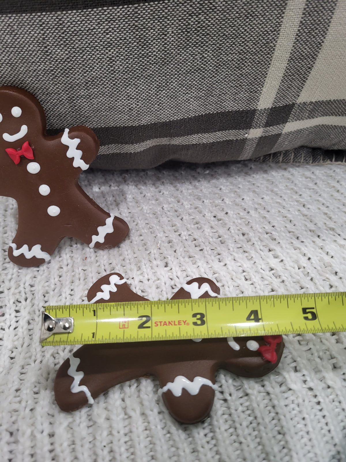 Pip Posh Design Faux Sweet Décor Gingerbread Cookie Red Bow Family Holiday Bakery Collection