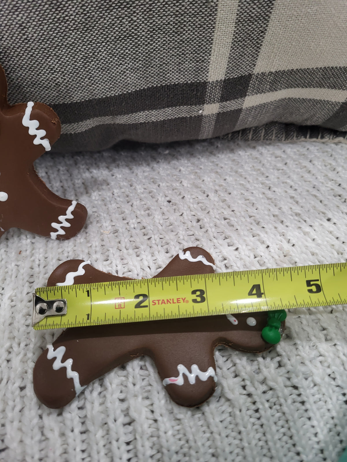 Pip Posh Design Faux Sweet Décor Gingerbread Cookie Green Bow Family Holiday Bakery Collection