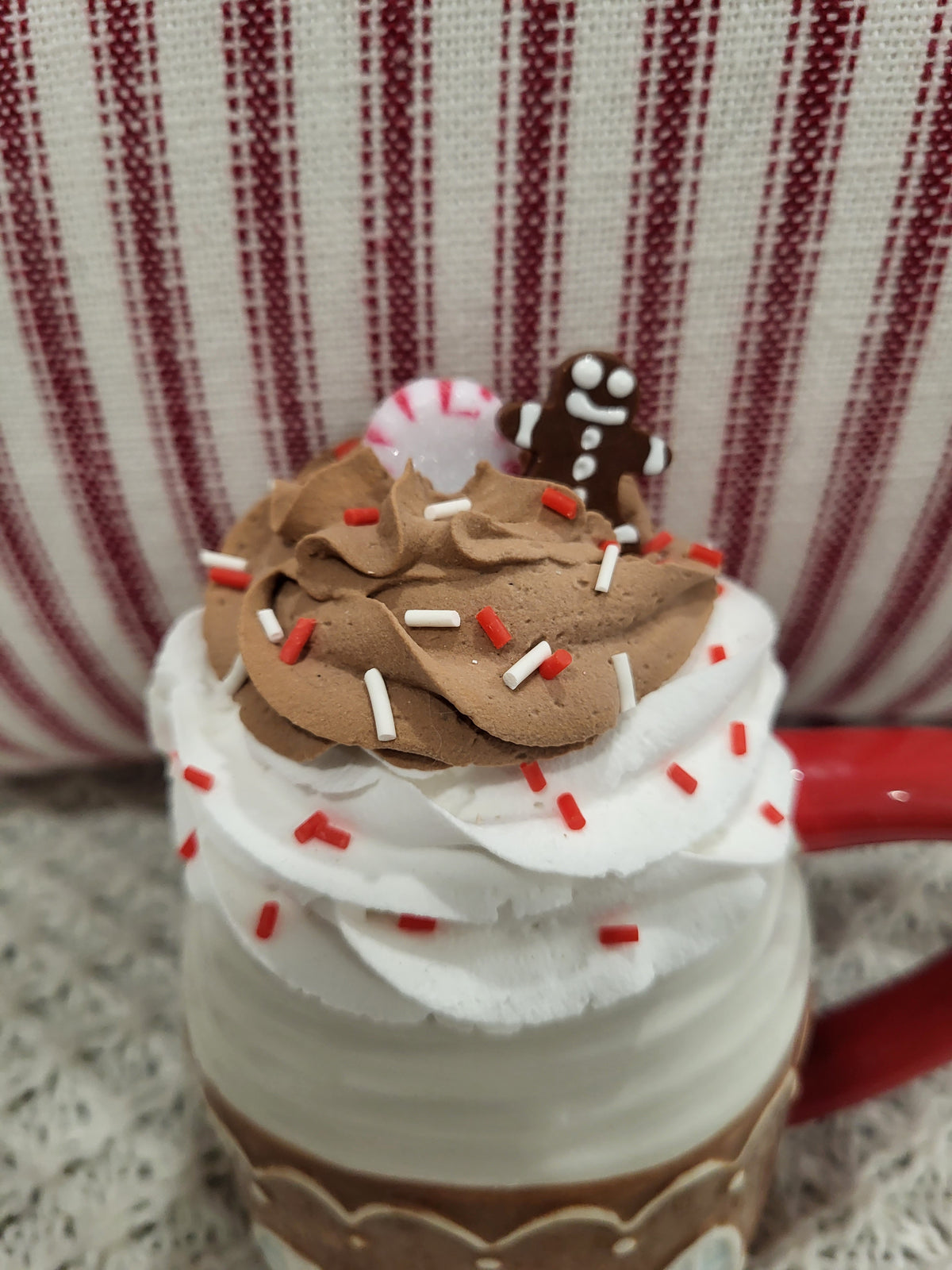Pip Posh Design Faux Sweet Décor Gingerbread House Mug &amp; Chocolate Vanilla Candy Whipped Topper Holiday Collection
