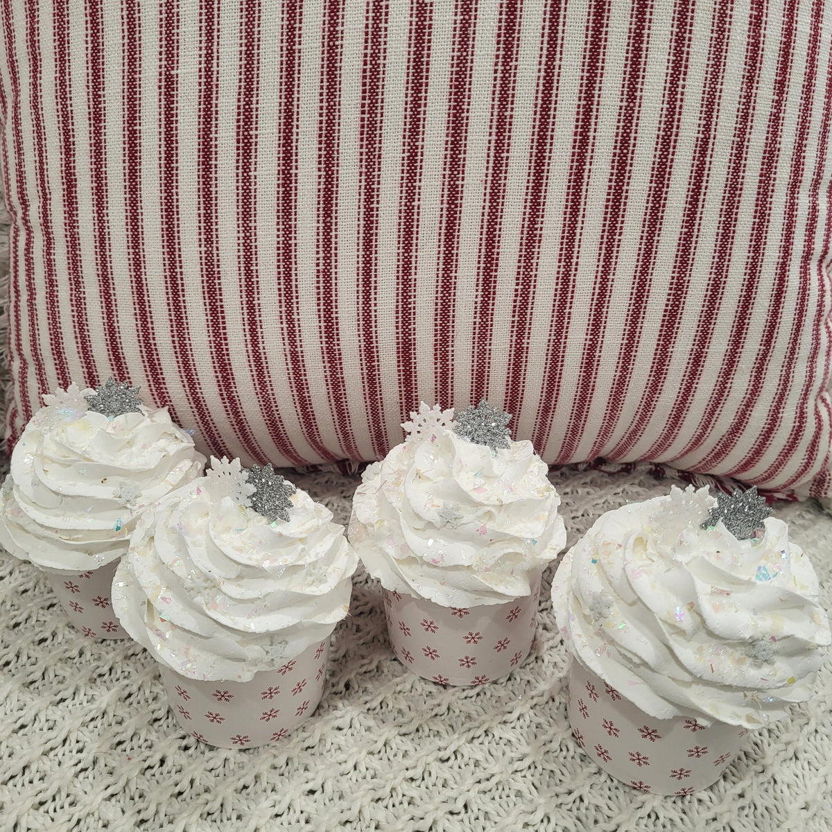 Pip Posh Design Faux Sweet Décor Whipped Snowflake Cupcakes Set Of 4 Holiday Collection