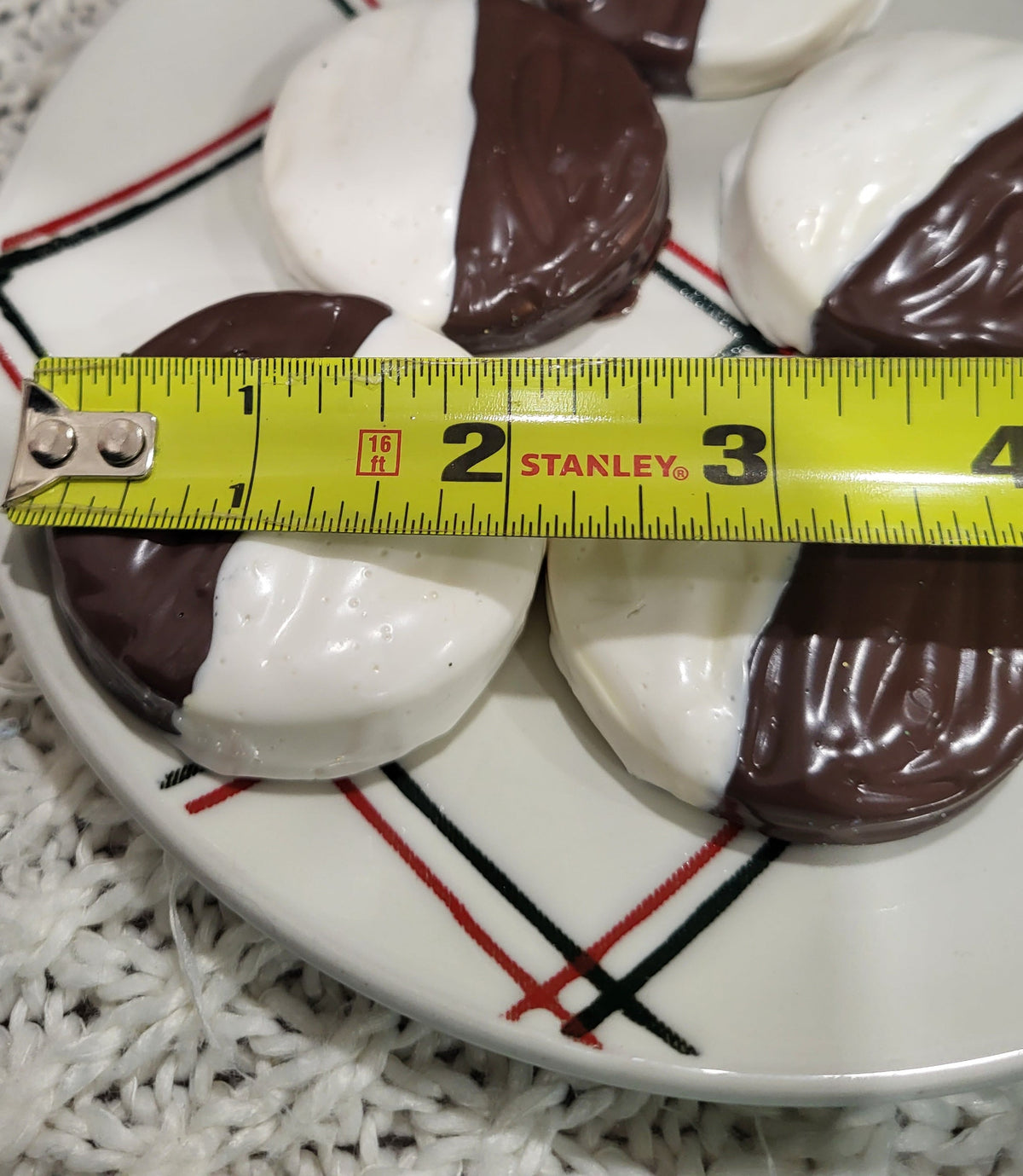 Pip Posh Design Faux Sweet Décor Black &amp; White&#39;s Cookies Set Of 4 Bakery Collection