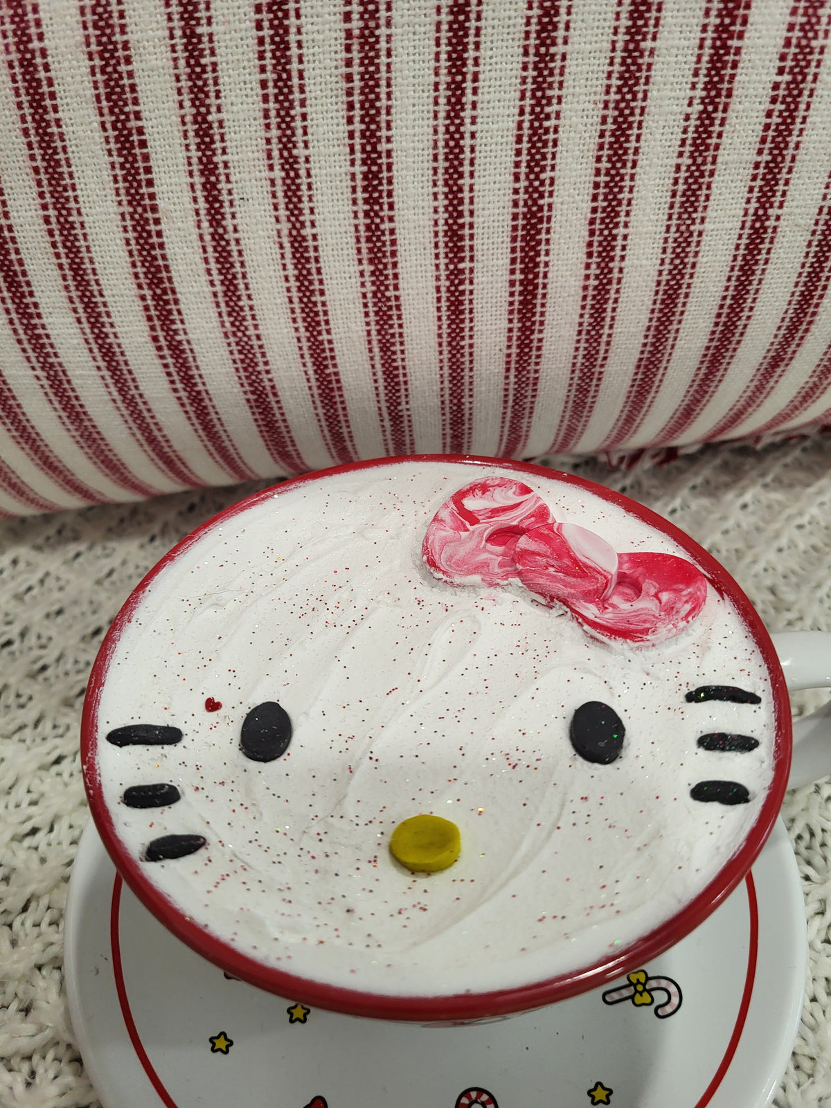 Pip Posh Design Faux Sweet Décor Hello Kitty Face &amp; Peppermint Tea Cup Holiday Collection