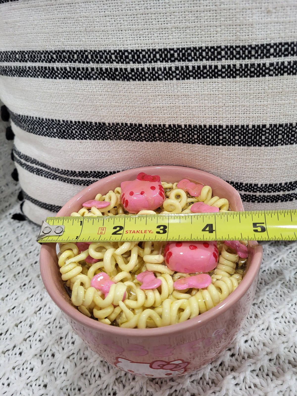 Hello Kitty Pink Ramen Bowl &amp; Pip Posh Noodles Hello Kitty Bows Ramen Collection
