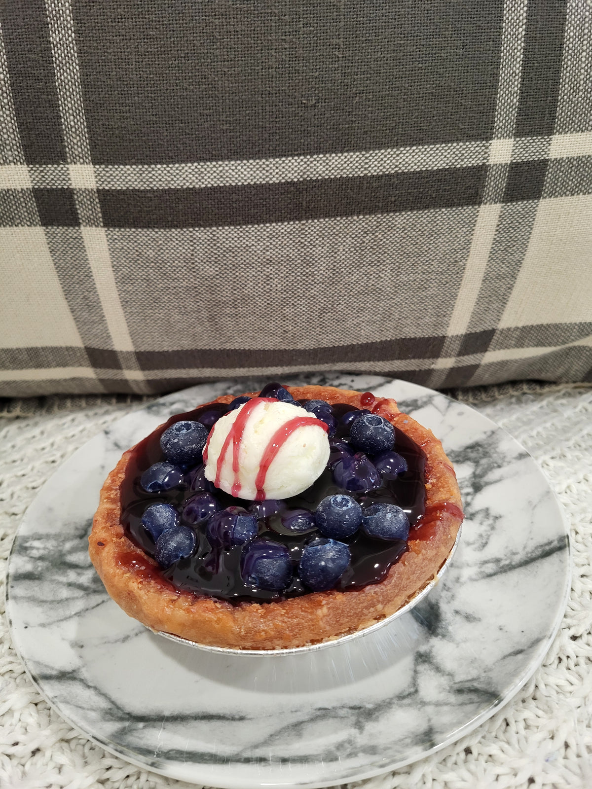 Pip Posh Faux Blueberry Pie Sweet Candle Collection