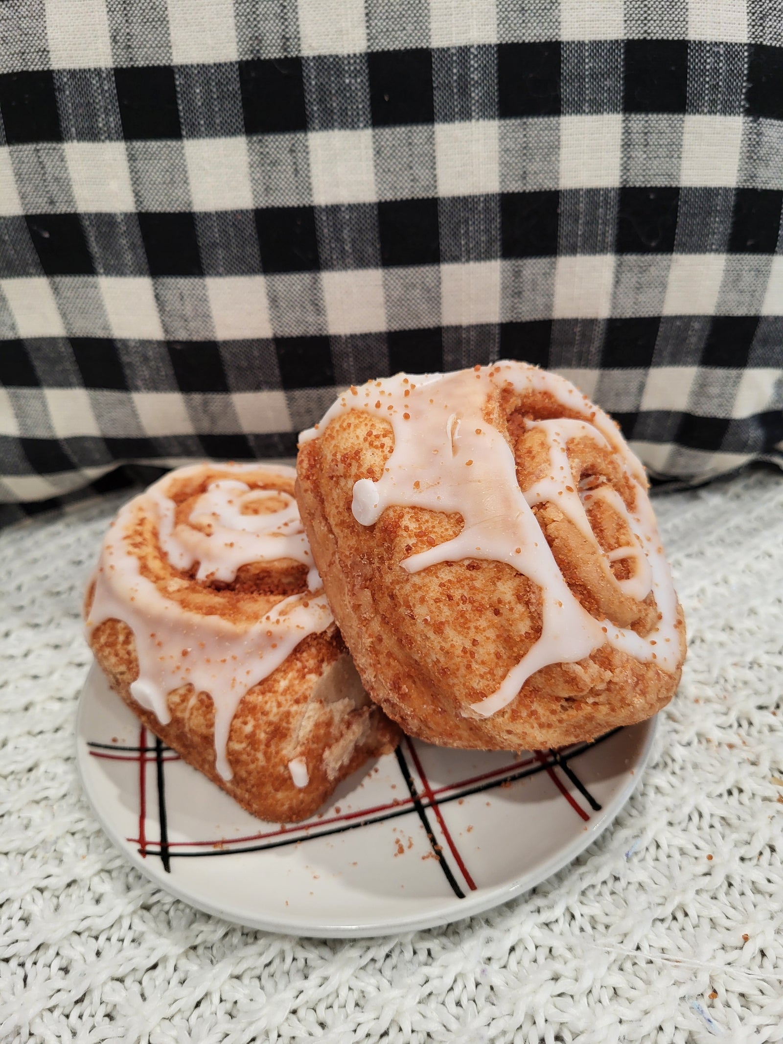 Pip Posh Faux Cinnamon Buns Sweet Candle Collection Set Of 2