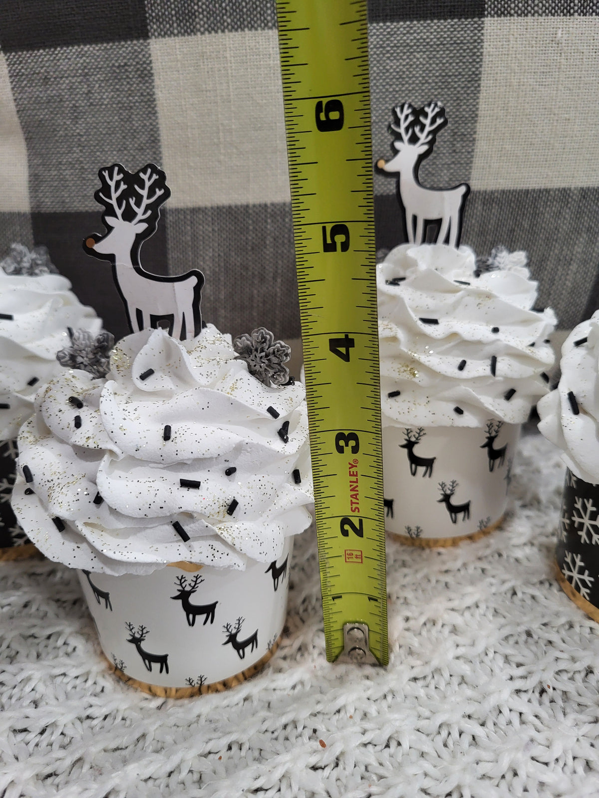 Pip Posh Design Faux Sweet Décor Black &amp; White Reindeer Cupcakes Set Of 4 Holiday Collection
