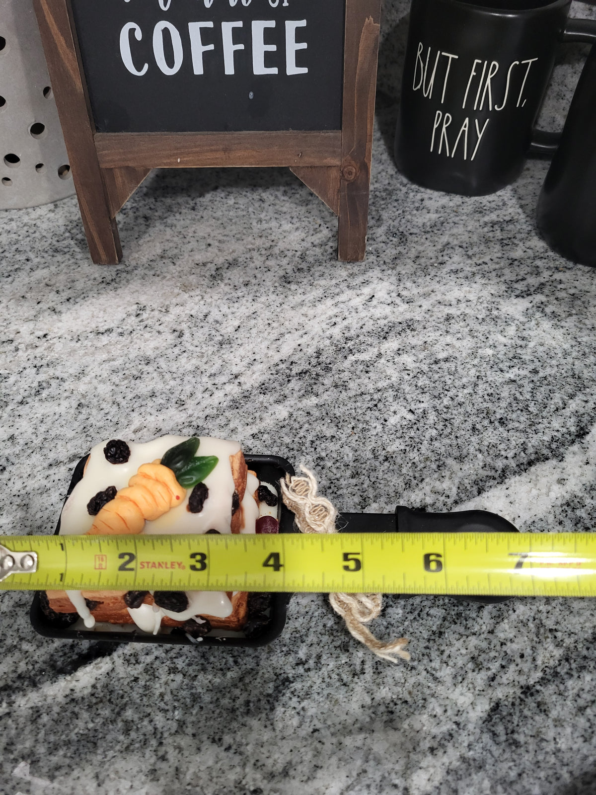 Pip Posh Faux Carrot Cake Skillet Sweet Candle Collection