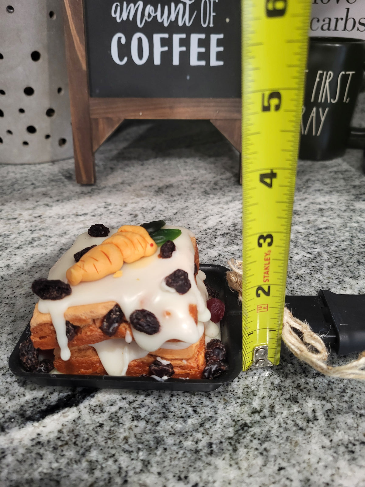 Pip Posh Faux Carrot Cake Skillet Sweet Candle Collection