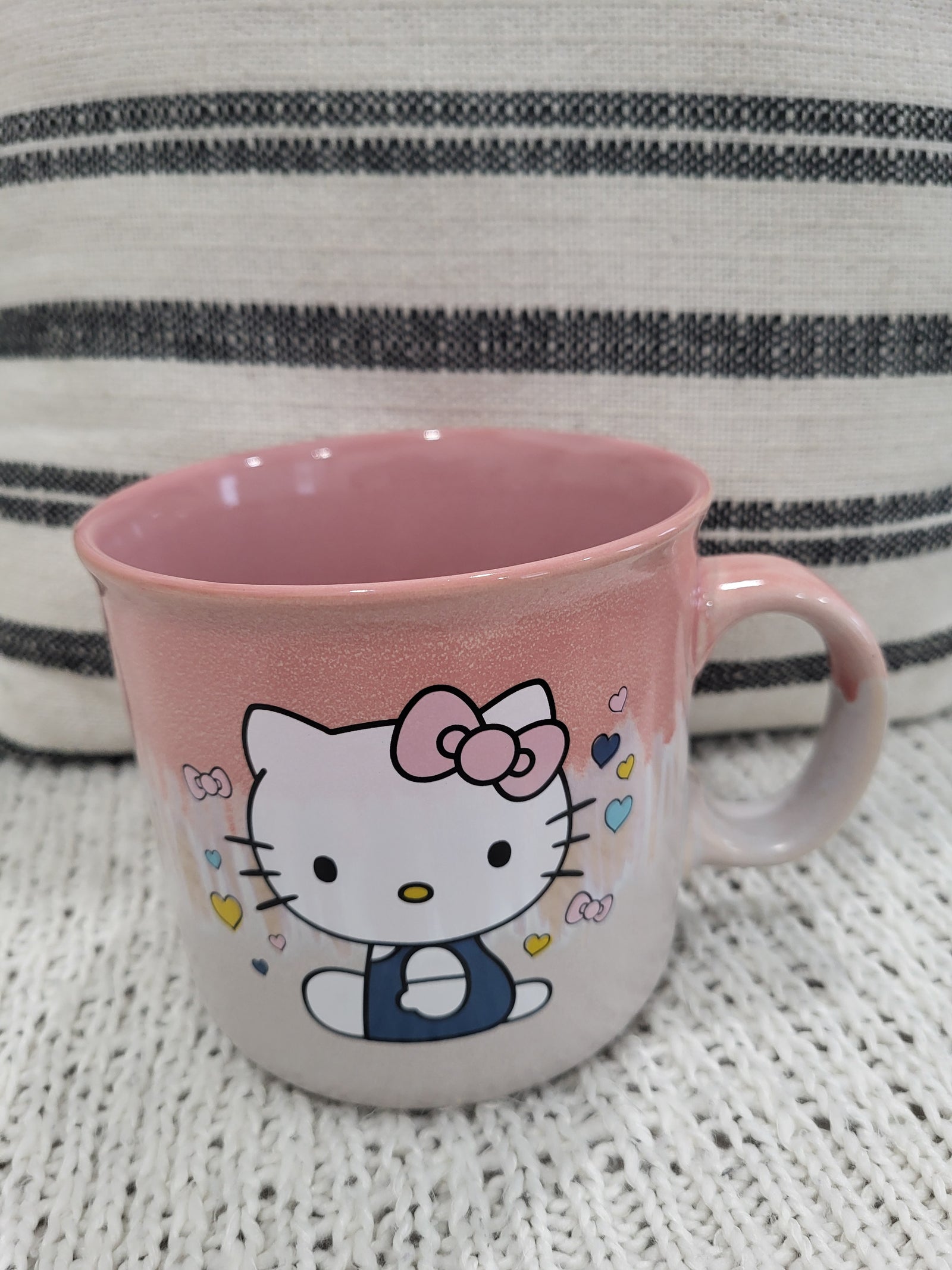 Hello Kitty Hearts 20oz Mug HK Collection