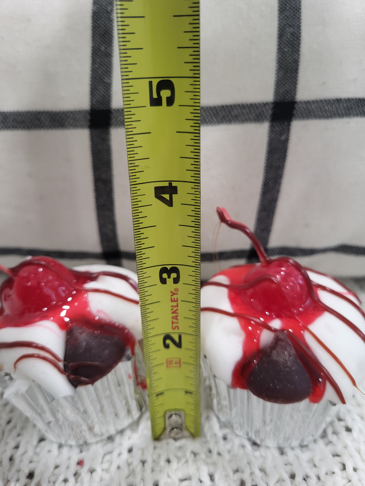 Pip Posh White Chocolate Cherry Hersey Kiss Cupcake Sweet Candle Collection Set Of 2