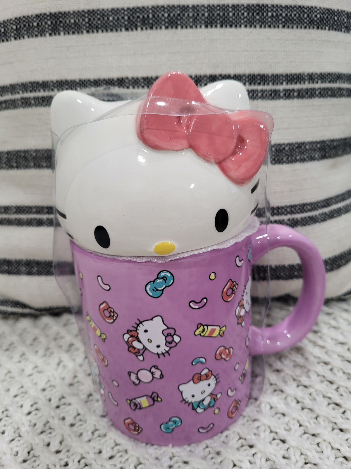 Hello Kitty Bow&#39;s &amp; Candy Purple Mug And HK Head Mug Topper 18oz Mug Hk Collection