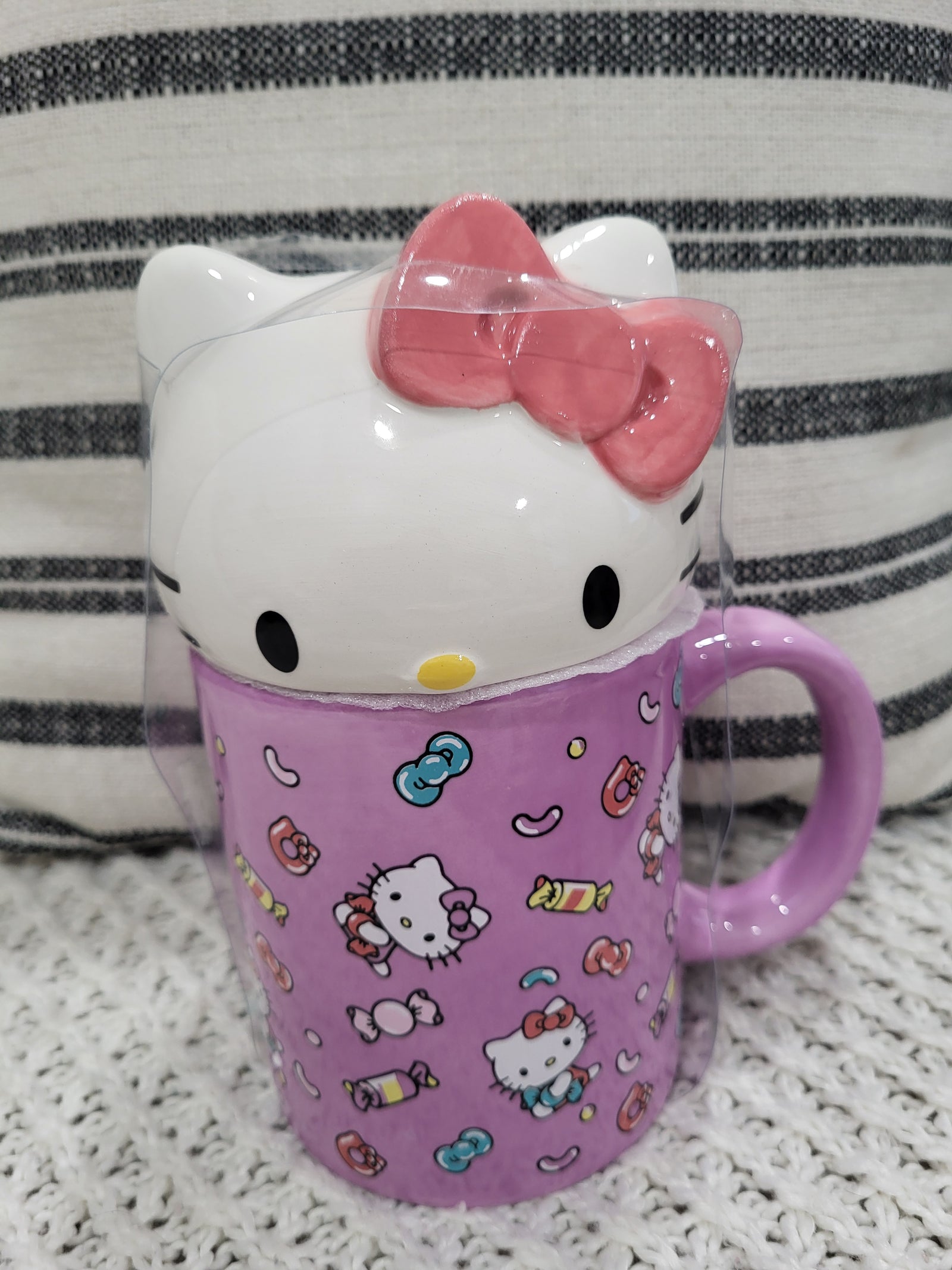 Hello Kitty Bow's & Candy Purple Mug And HK Head Mug Topper 18oz Mug Hk Collection