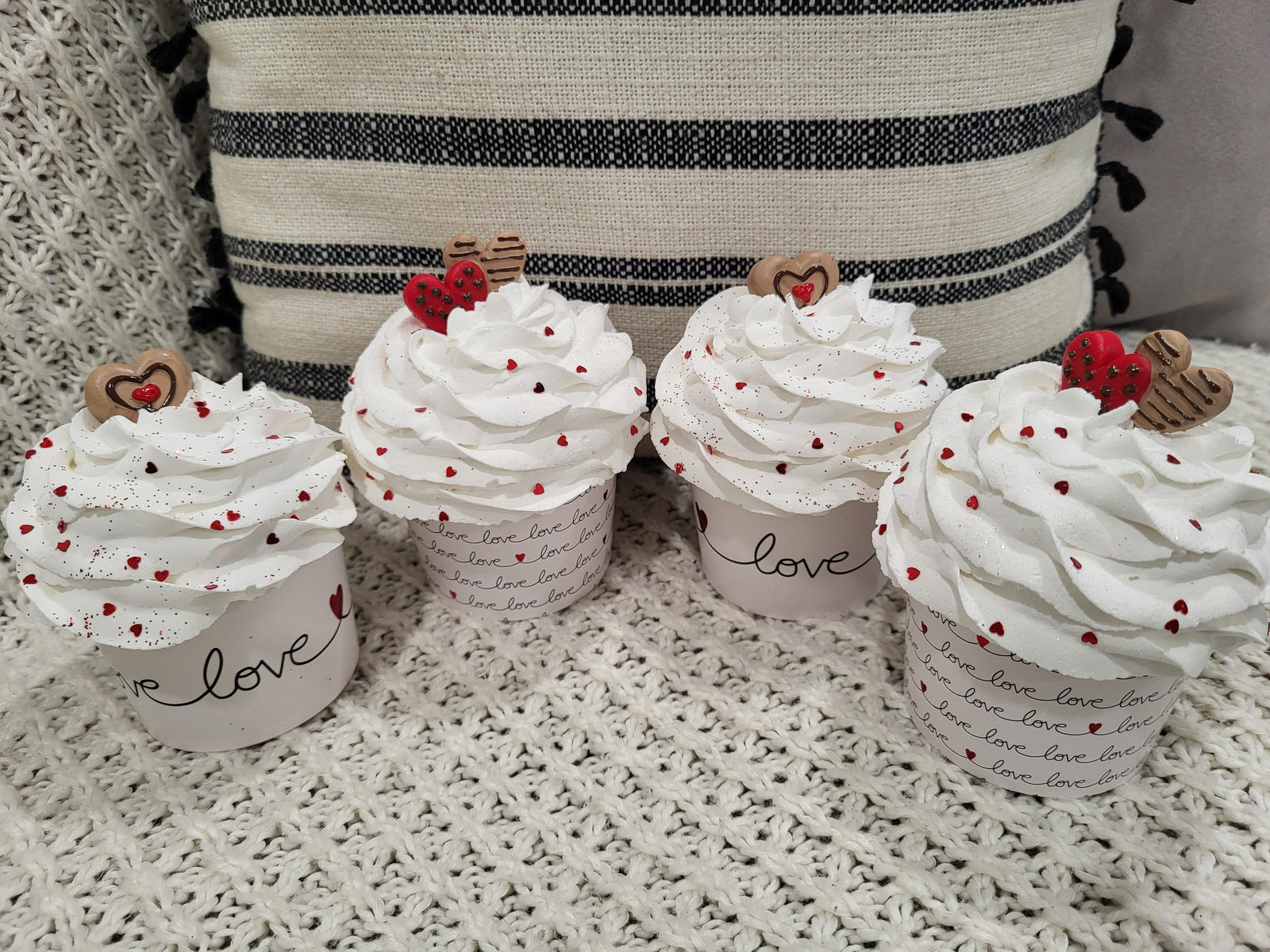 Pip Posh Design Faux Sweet Décor "Love" White Whipped Heart Cupcake Assortment Set Of 4 Bakery Collection