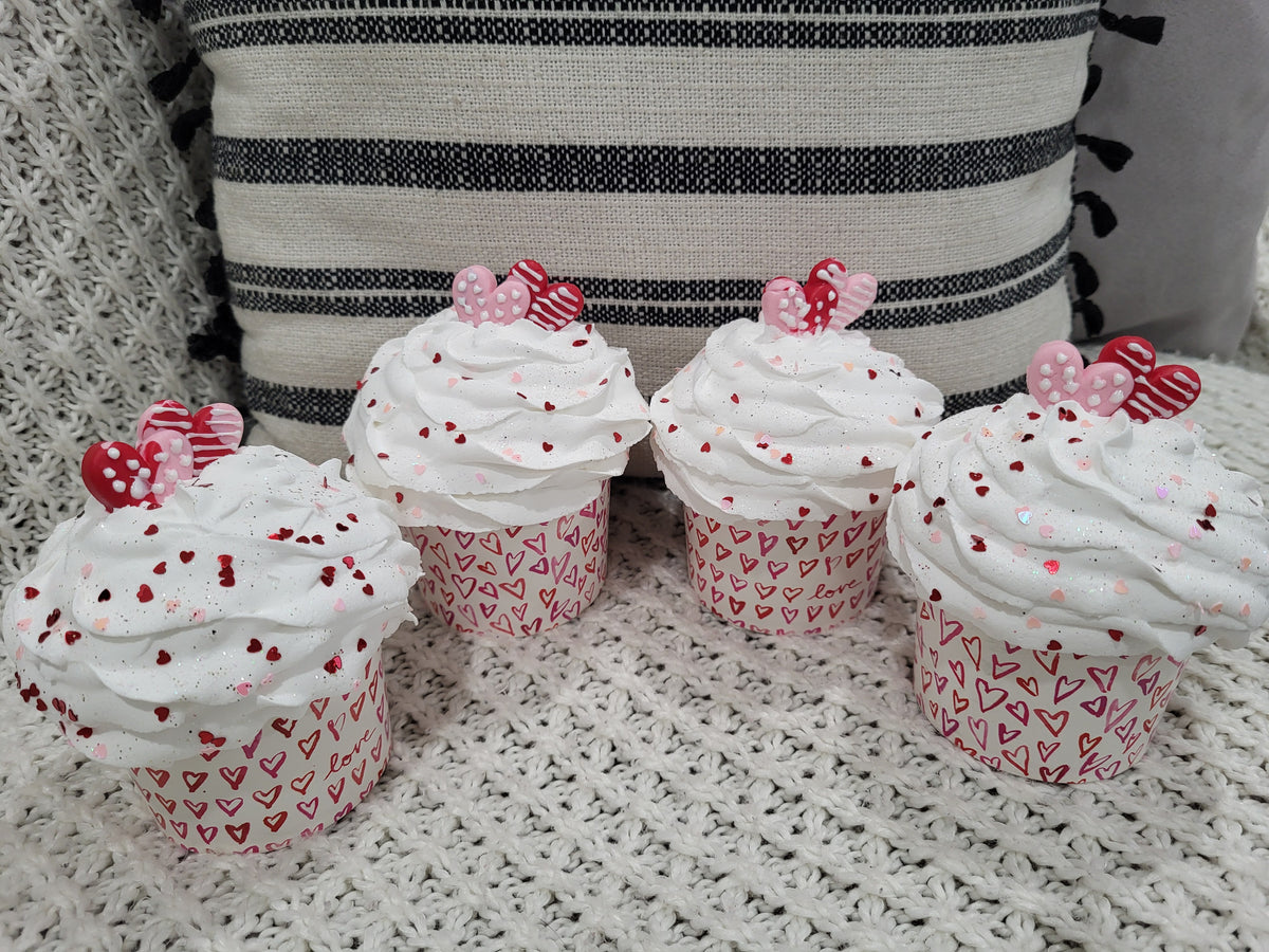 Pip Posh Design Faux Sweet Décor Hearts White Whipped Cupcake Assortment Set Of 4 Bakery Collection