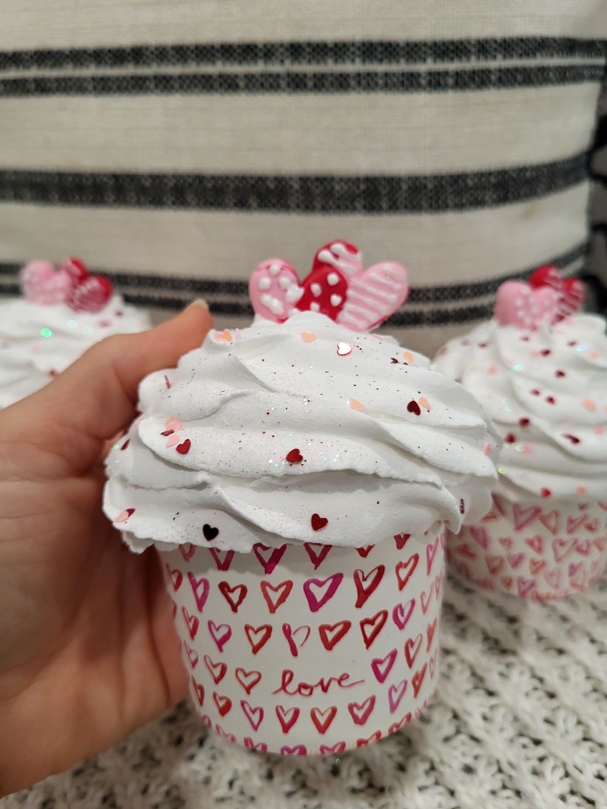 Pip Posh Design Faux Sweet Décor Hearts White Whipped Cupcake Assortment Set Of 4 Bakery Collection