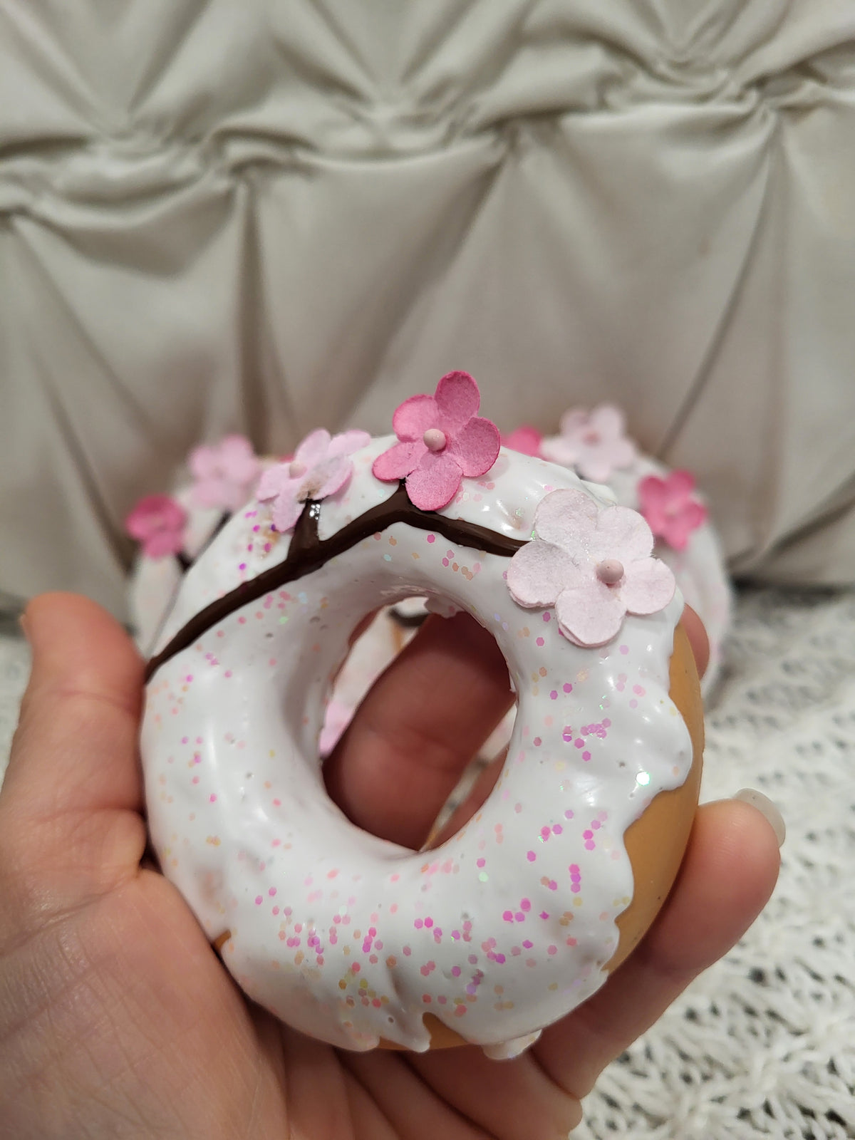 Pip Posh Design Faux Sweet Décor Cherry Blossom White Frosted Donuts Set Of 4 Spring Bakery Collection