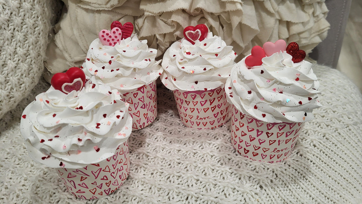 Pip Posh Design Faux Sweet Decor Valentine Hearts White Whipped Cupcakes Set Of 4 Bakery Collection