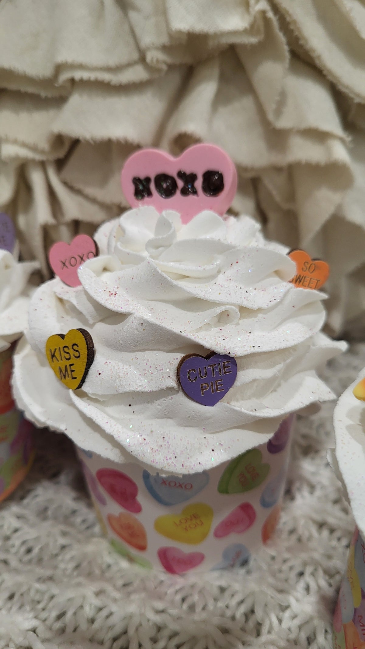 Pip Posh Design Faux Sweet Decor Candy Hearts White Whipped Cupcakes Set Of 4 Bakery Collection