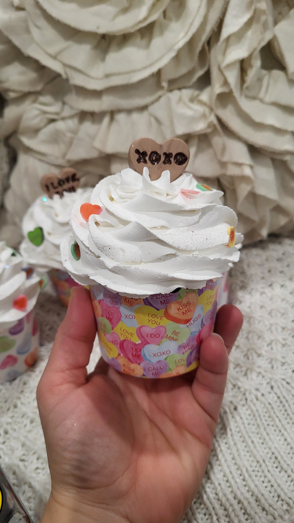 Pip Posh Design Faux Sweet Decor Candy Hearts White Whipped Cupcakes Set Of 4 Bakery Collection
