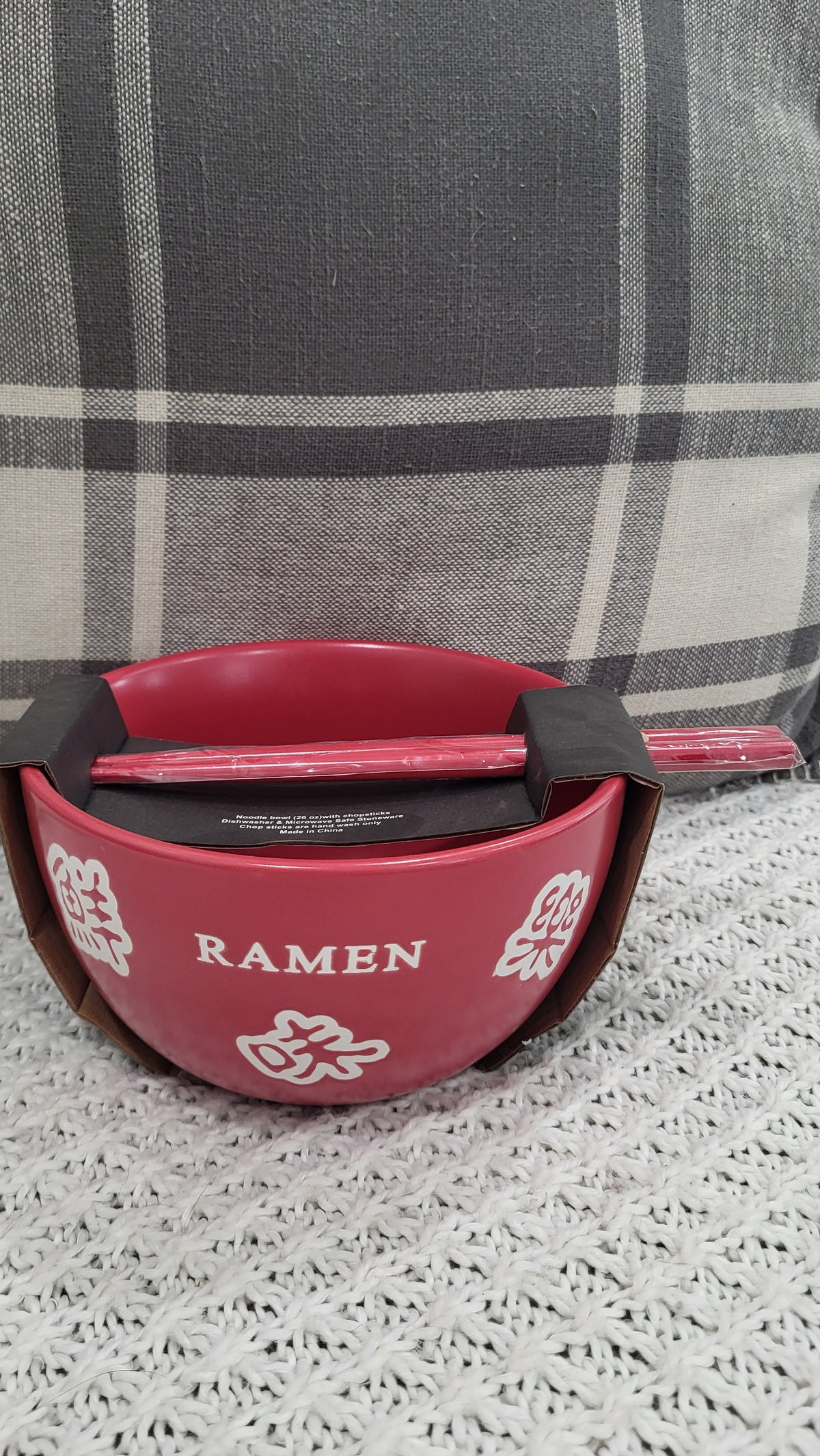 Signature Collection  26 oz Red Ramen Bowl &amp; Chopstick Set