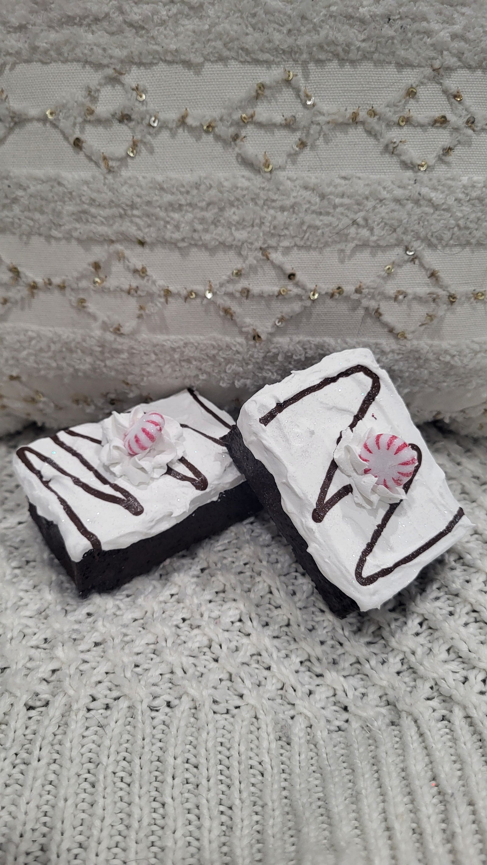Pip Posh Design Faux Sweet Décor Peppermint Chocolate Drizzle Brownies Set of 2 Holiday Collection