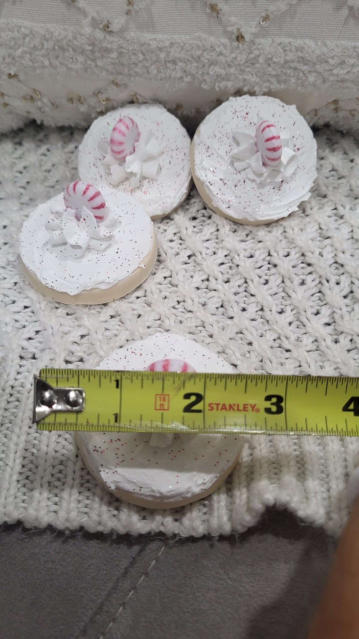 Pip Posh Design Faux Sweet Décor White Whipped Peppermint Sugar Cookies Set Of 4 Holiday Collection