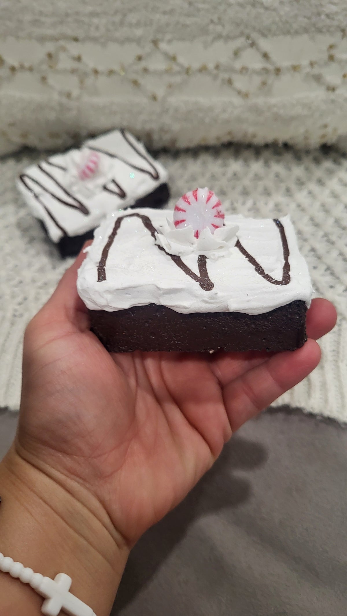 Pip Posh Design Faux Sweet Décor Peppermint Chocolate Drizzle Brownies Set of 2 Holiday Collection