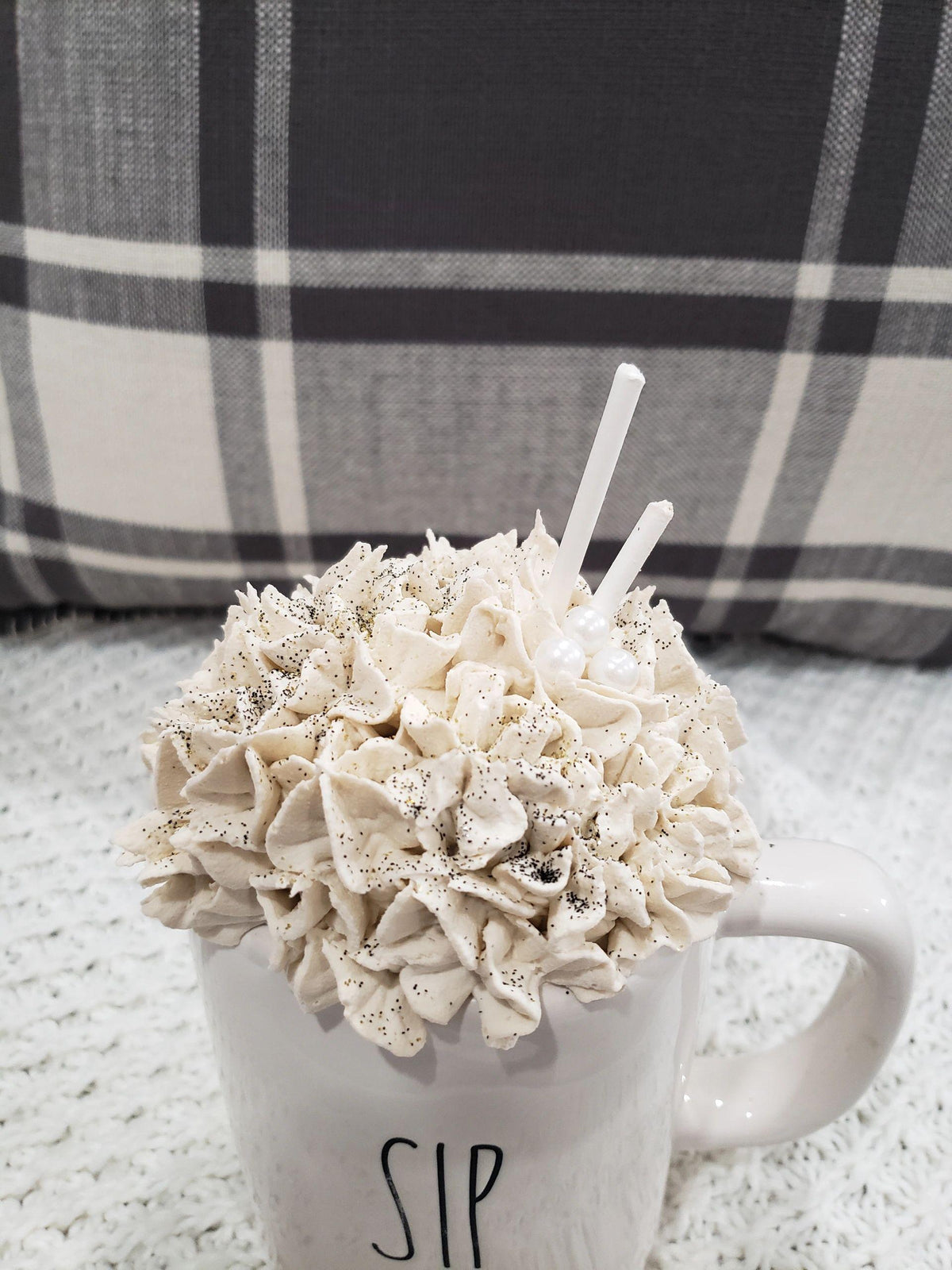 Rae Dunn Sip Mug &amp; Pip Posh Design Faux Sweet Décor &quot; Siply Pear&quot; Mug Collection