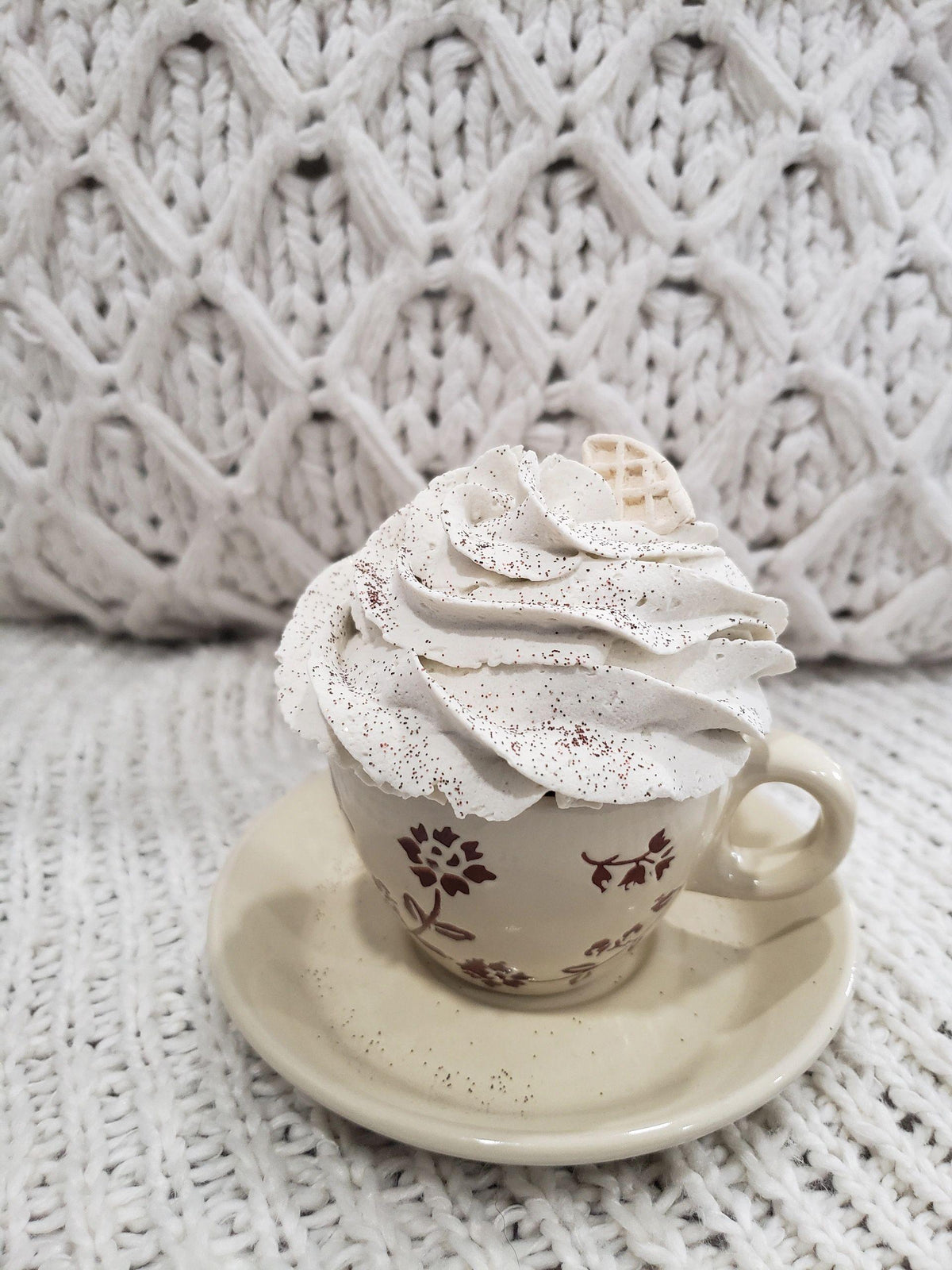 Pip Posh Design Faux Sweet Décor Mini Whipped Vanilla Oreo Tea Cup Collection