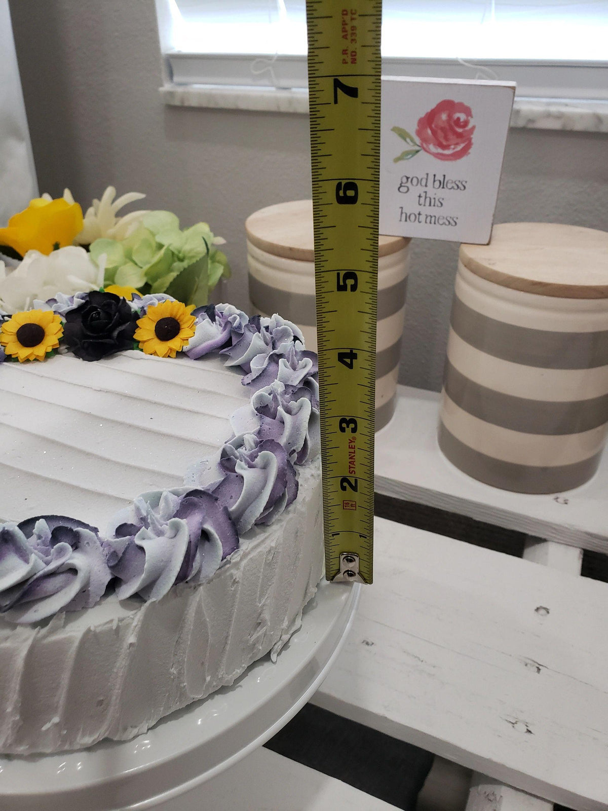 Pip Posh Design Faux Sweet Décor Sunflower Cake Collection